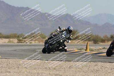 media/Oct-02-2025-Racers Edge (Thu) [[2c91cb6ab3]]/3-B Group/Session 5-Turn 15 (215pm)/